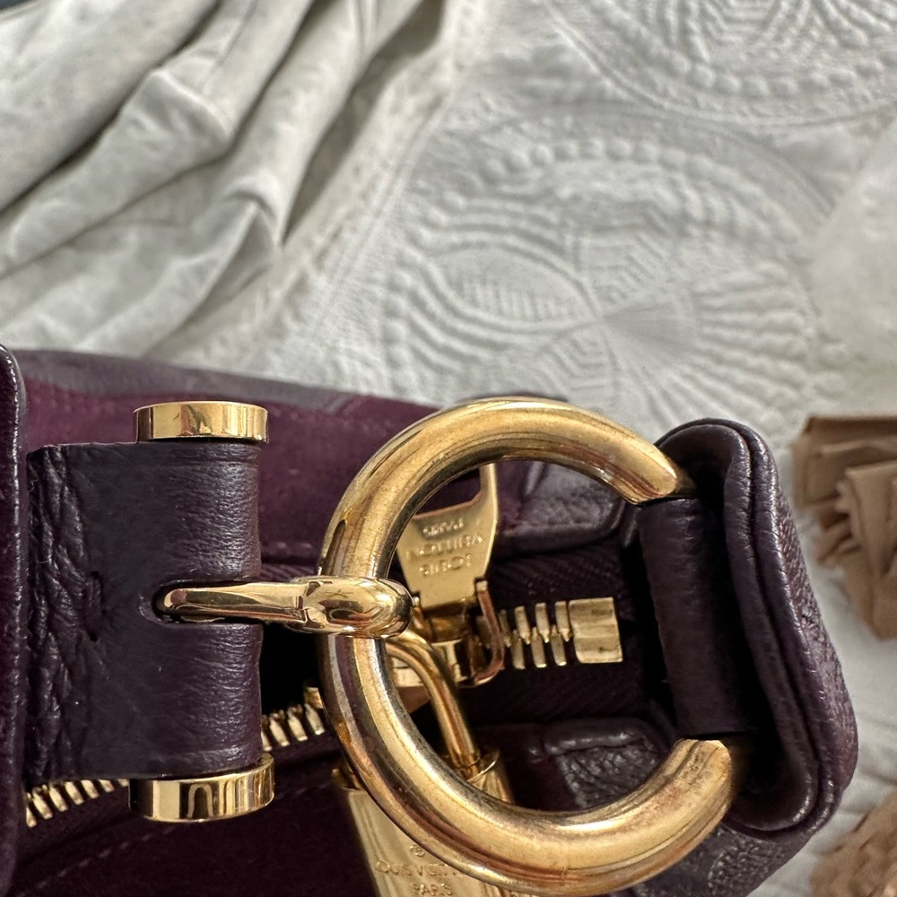 LOUIS VUITTON Monogrammed Audacieuse Handbag - Picture 9 of 16